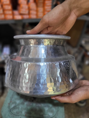 Traditional Hammered Aluminum Deg / Cooking Pot
