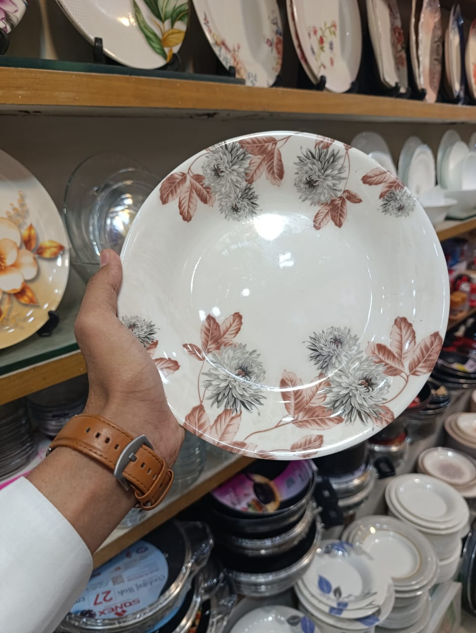 Premium Heavyweight 18-Piece Double Glazed Melamine Plate Set (6 small, 6 medium and 6 large))