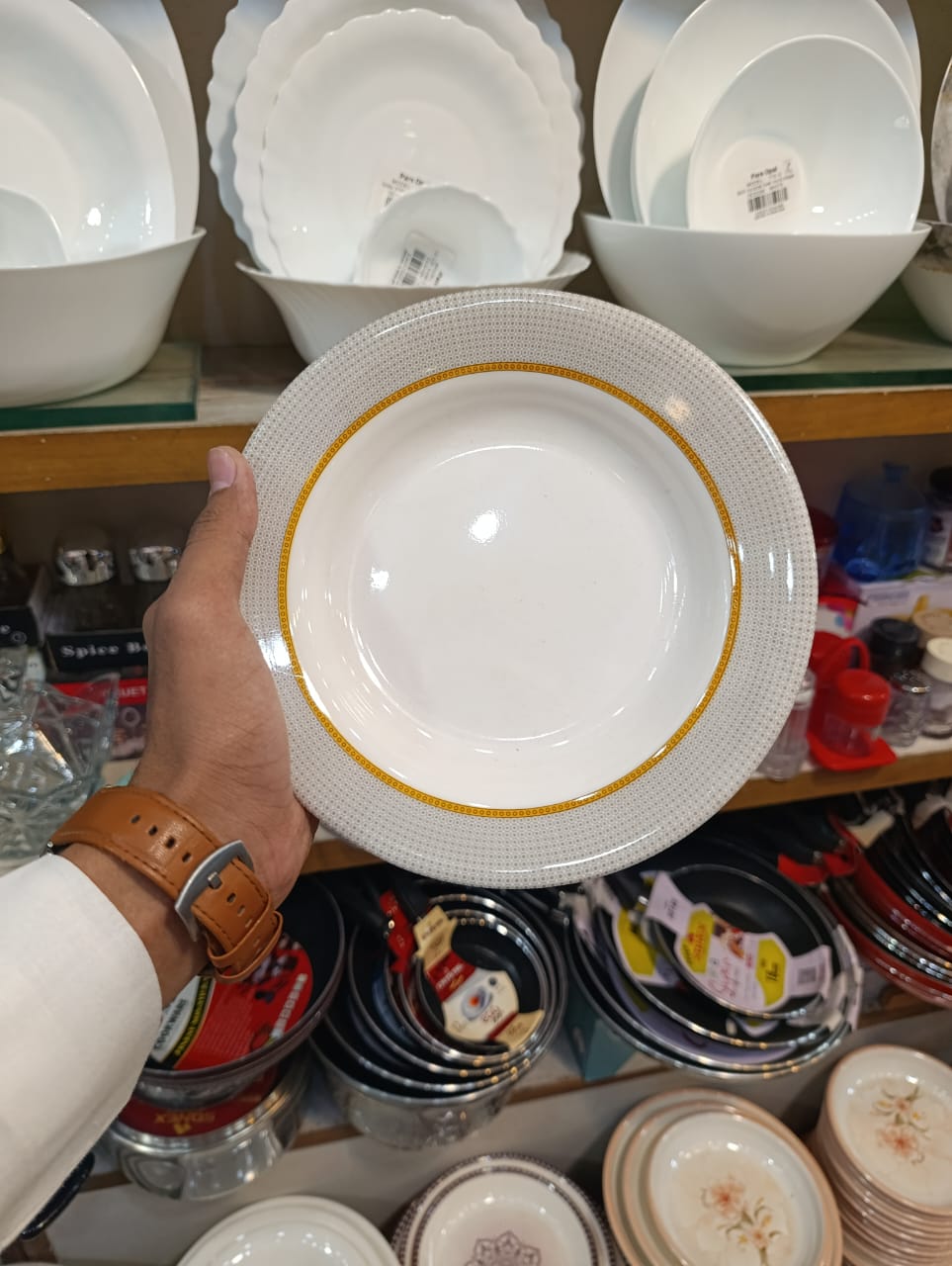 Royal Heavyweight 18-Piece Double Glazed Melamine Dinner Set (6 small, 6 medium and 6 large)